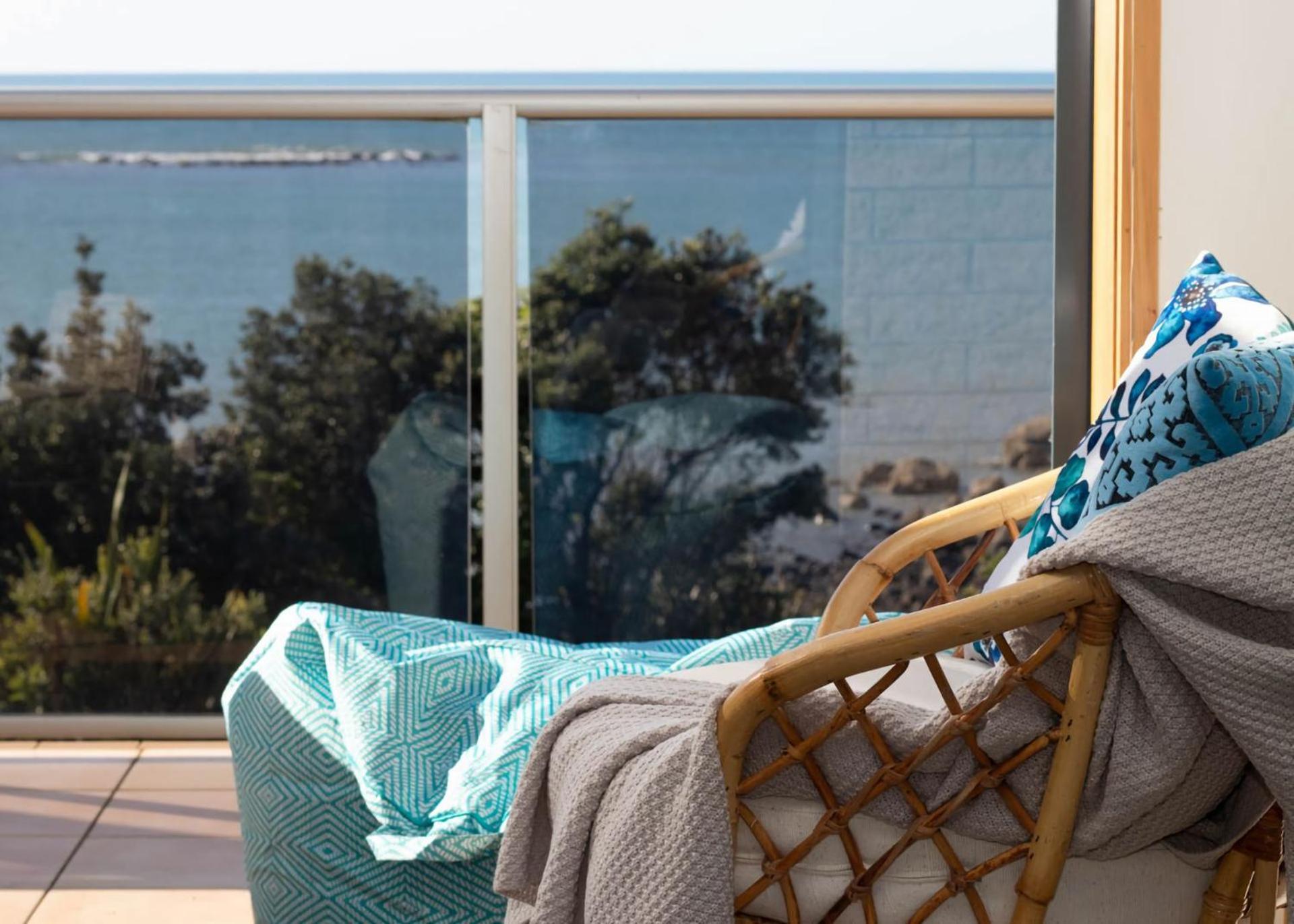 Beachfront Bliss On Wanaka Terrace Support Local Villa New Plymouth Kültér fotó